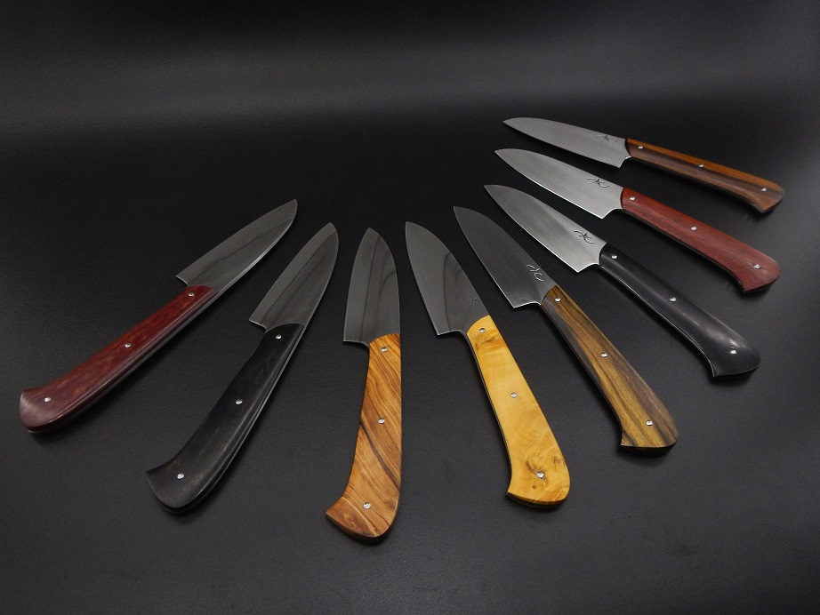 Couteau de cuisine de type office. Création unique par Alban CAMPAGNOLA : coutelier forgeron, AC Coutelier, artisan d'art
