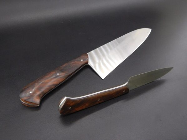 Le 19 et l'office, inox et noyer turc stab – Image 4