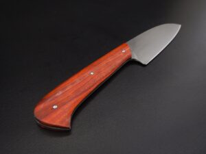 L’office, XC100 et red heartwood