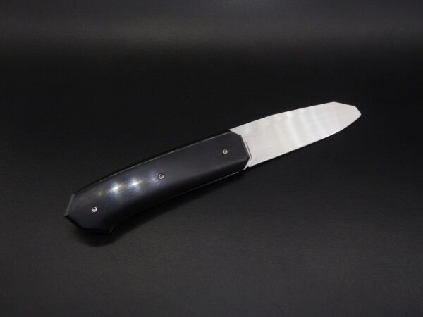 NRV, Inox et ébène – Image 2
