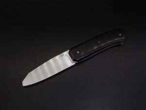 NRV, Inox et ébène