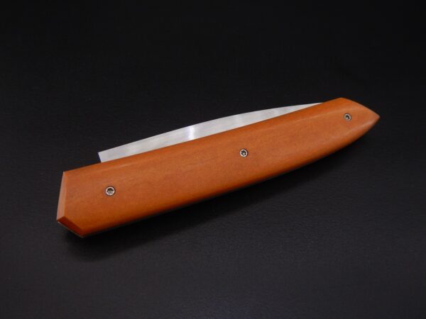 Le premier, Inox et paperstone – Image 4