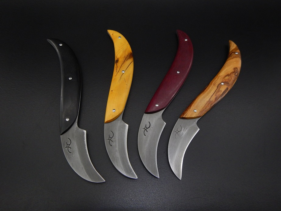 Couteau de cuisine bec d'oiseau. Création unique par Alban CAMPAGNOLA : coutelier forgeron, AC Coutelier, artisan d'art