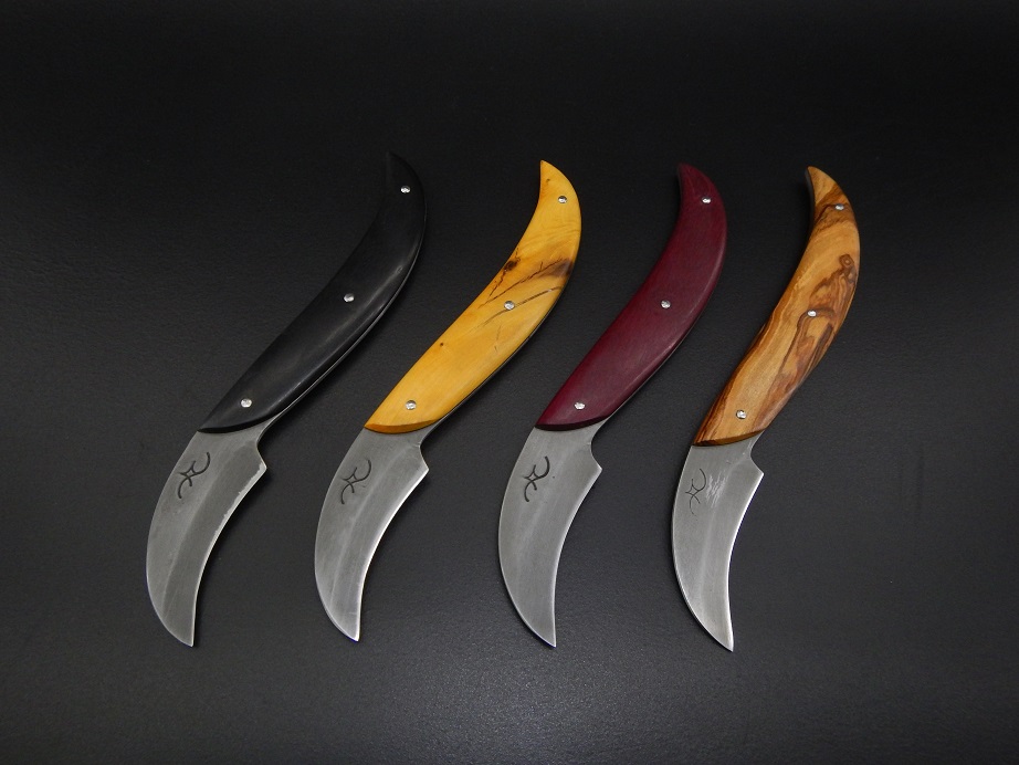 Couteau de cuisine bec d'oiseau. Création unique par Alban CAMPAGNOLA : coutelier forgeron, AC Coutelier, artisan d'art